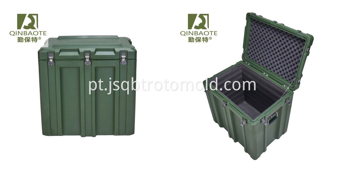 Medium equipment rotomolding case